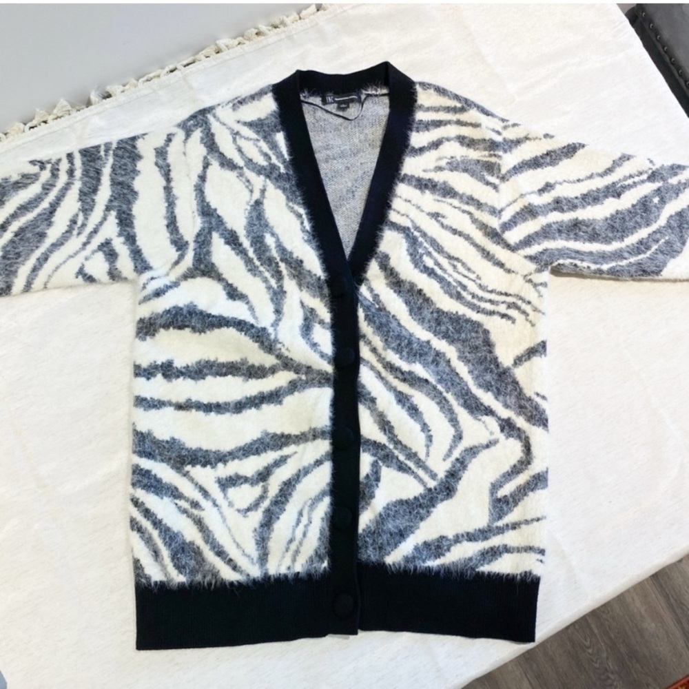NWOT - Black and White Zebra-Print Oversized Knit Sweater